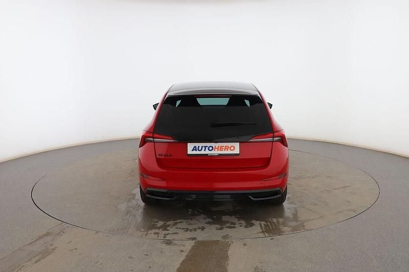 Usado Skoda Scala Monte Carlo 150 CV (110 kW) 2023 Rojo Utilitario