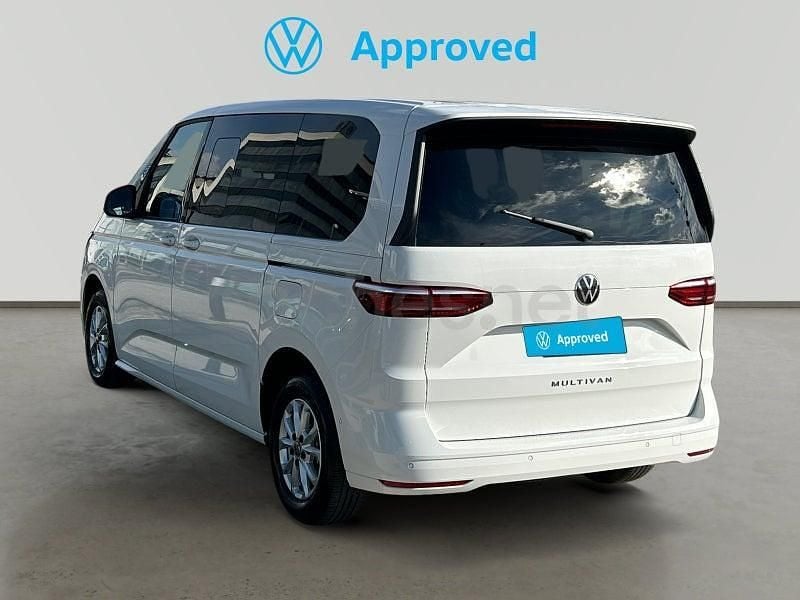 Usado VW Multivan 150 CV (110 kW) 2024 Blanco Monovolumen