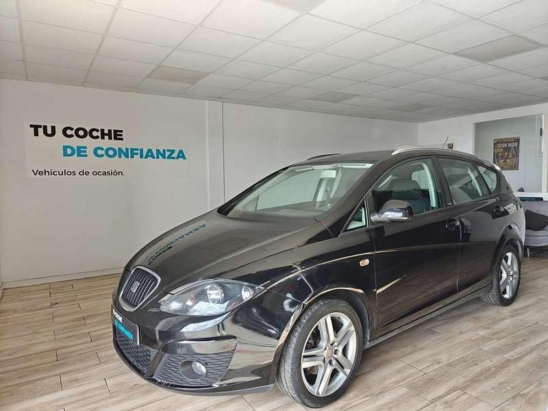 Negro Usado 2013 Seat Altea XL Style Monovolumen | 6999 € (Precio justo) - Imagen 1/4