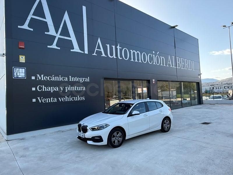 Usado BMW 116 116 CV (85 kW) 2021 Blanco Utilitario