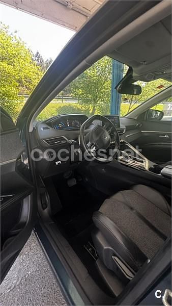 Usado Peugeot 5008 Allure 130 CV (95 kW) 2019 Azul SUV