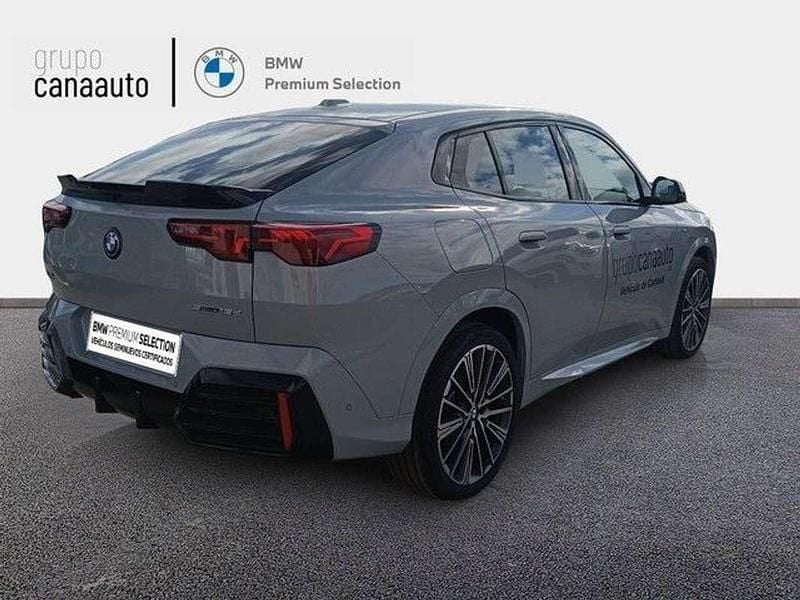 Usado BMW X2 Comfort Edition 150 CV (110 kW) 2024 Gris / plata SUV