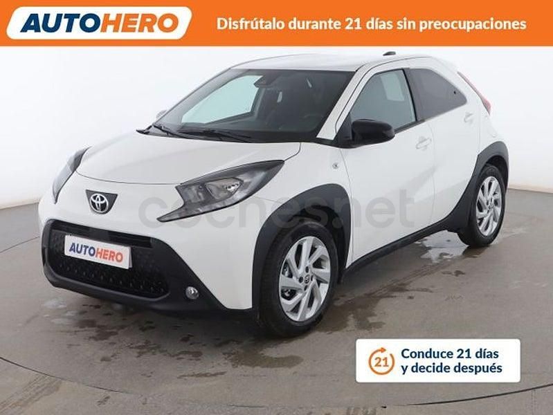 Nuevo Toyota Aygo X Play 72 CV (52 kW) 2025 Blanco SUV