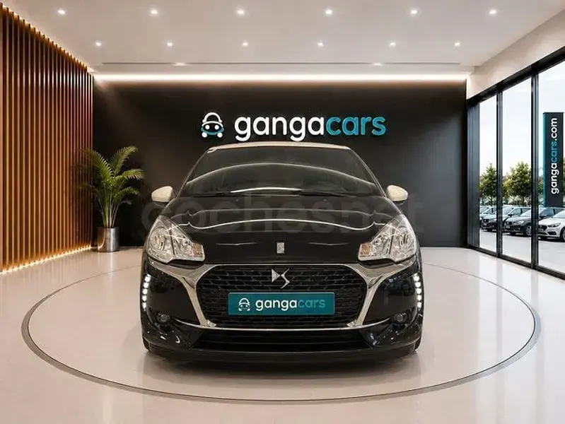 Usado DS Automobiles DS3 82 CV (60 kW) 2018 Negro Berlina