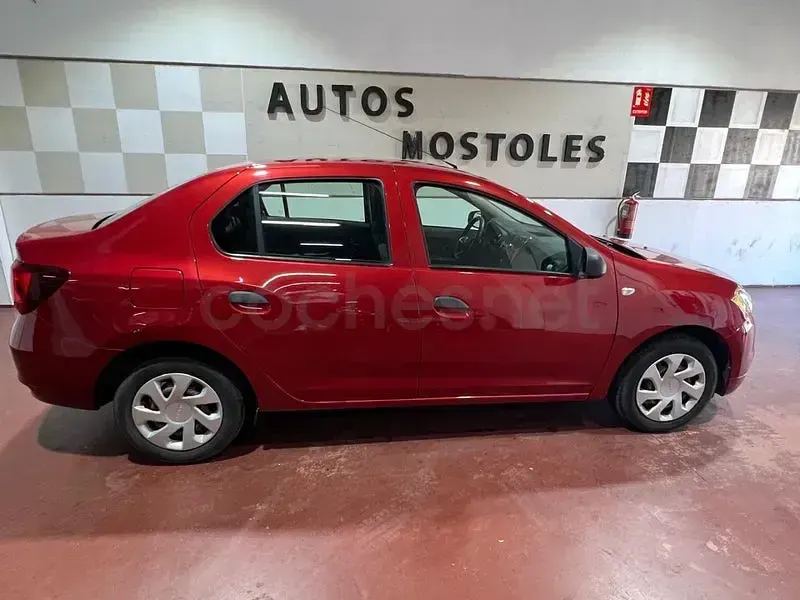 Usado Dacia Logan Ambiance 90 CV (66 kW) 2018 Granate Berlina