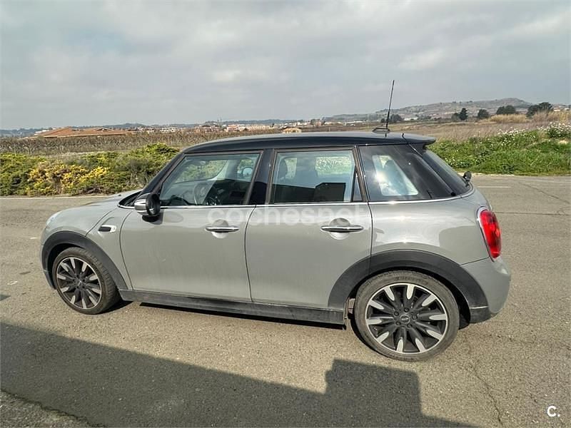 Usado Mini Cooper D 116 CV (85 kW) 2015 Gris / plata Utilitario