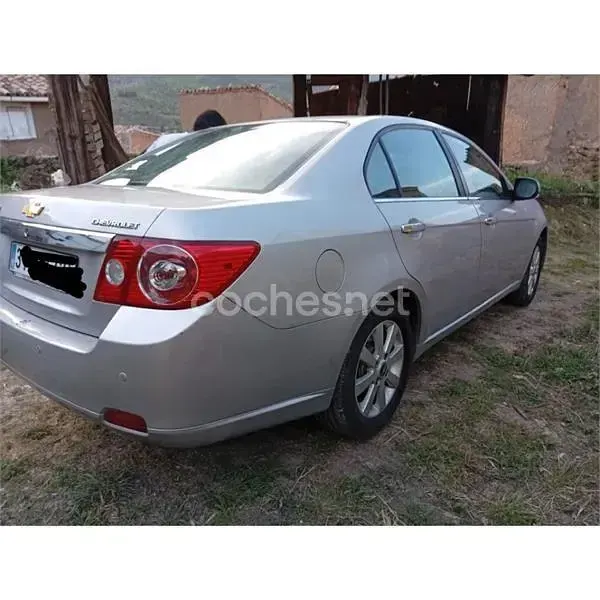 Usado Chevrolet Epica 150 CV (110 kW) 2008 Gris / plata Berlina