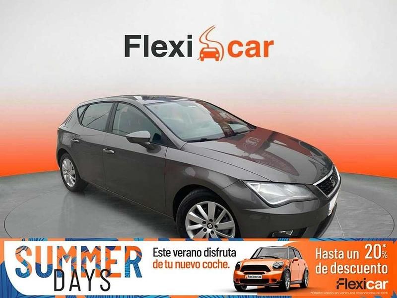Gris Usado 2017 Seat Leon ST Reference Familiar | 11.190 € (Buen precio) - Imagen 1/4