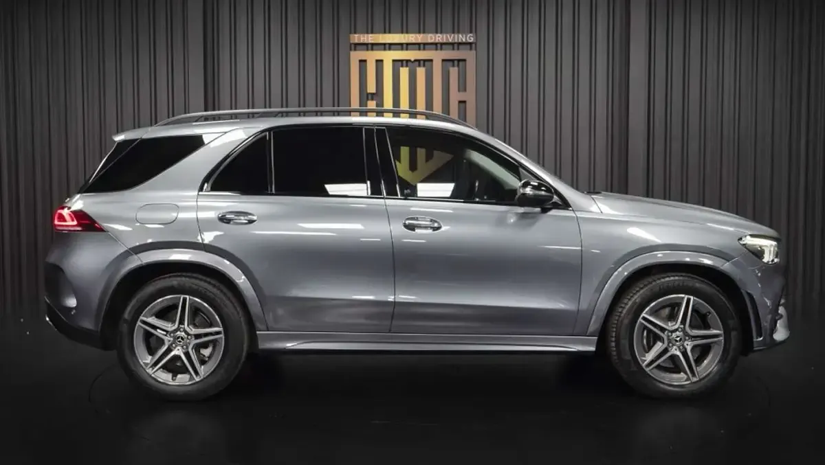 Usado Mercedes GLE300 272 CV (200 kW) 2022 Gris SUV