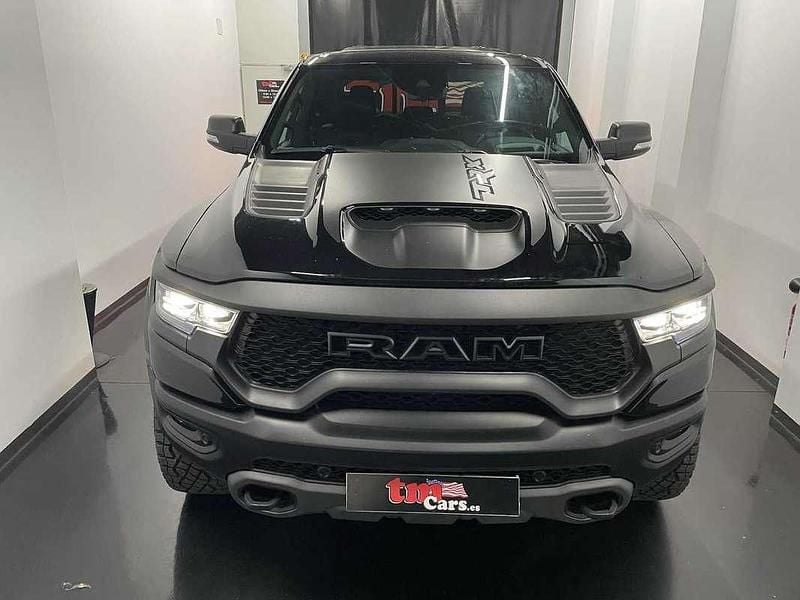 Usado Dodge Ram 713 CV (524 kW) 2021 Negro Recogida