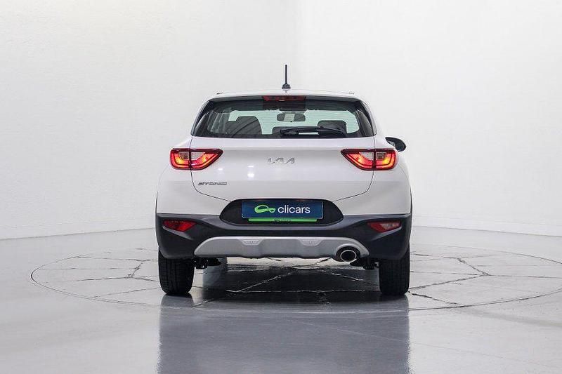 Usado Kia Stonic Plus 84 CV (61 kW) 2023 Blanco SUV