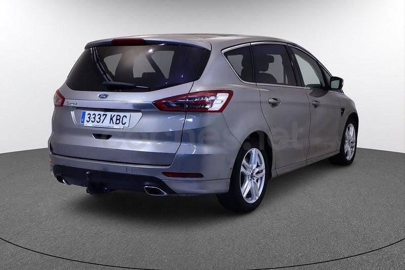 Usado Ford S-MAX Titanium 180 CV (132 kW) 2017 Beige Monovolumen
