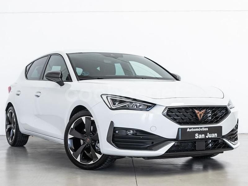 Blanco Usado 2024 Cupra Leon Berlina | 26.990 € (Precio justo) - Imagen 1/4