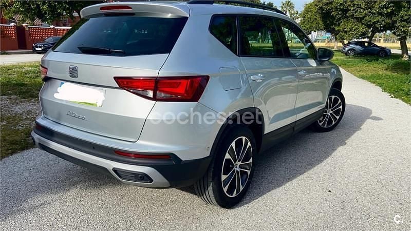 Usado Seat Ateca Style 150 CV (110 kW) 2022 Gris / plata SUV