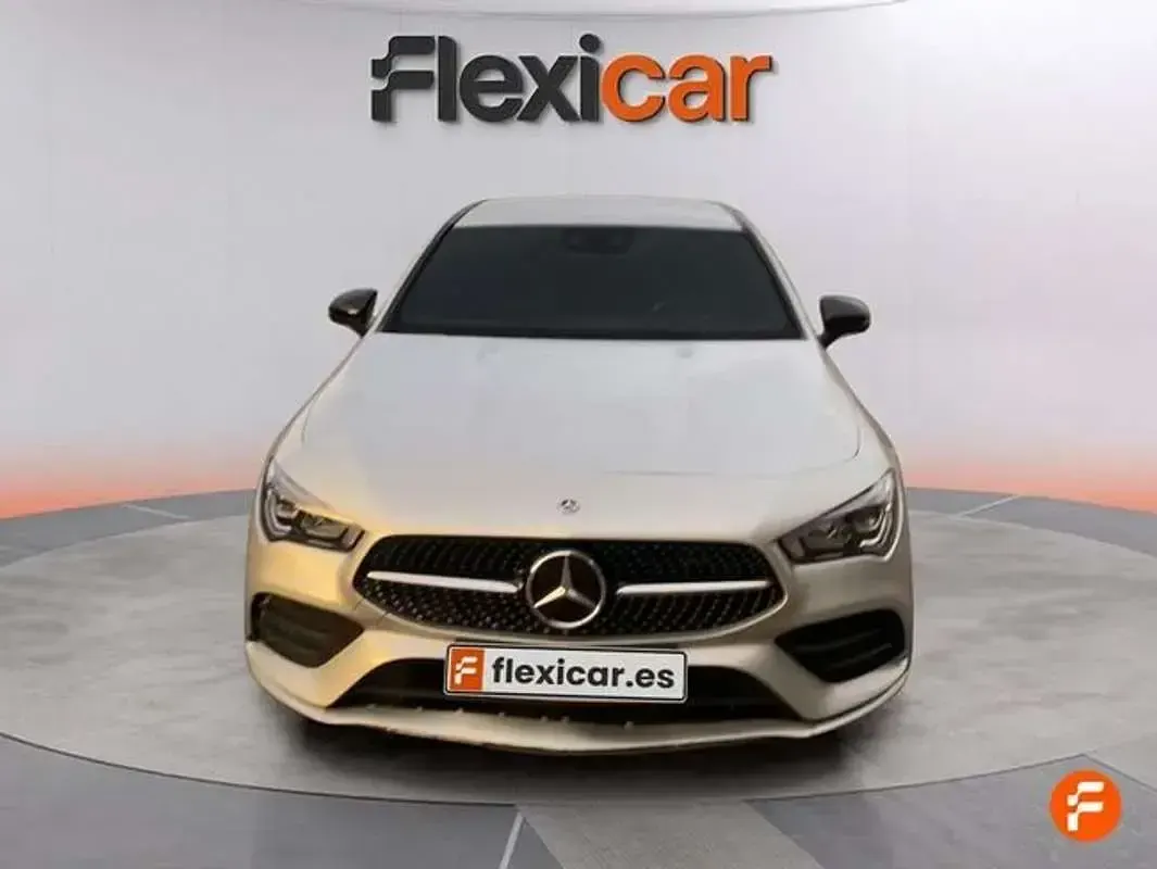 Usado Mercedes CLA200 150 CV (110 kW) 2021 Gris Coupe