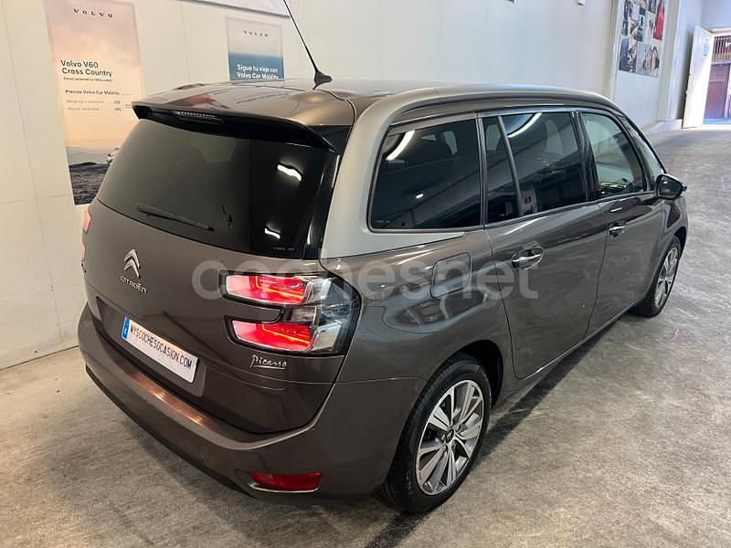 Usado Citroën Grand C4 Picasso Feel 120 CV (88 kW) 2015 Marrón Monovolumen