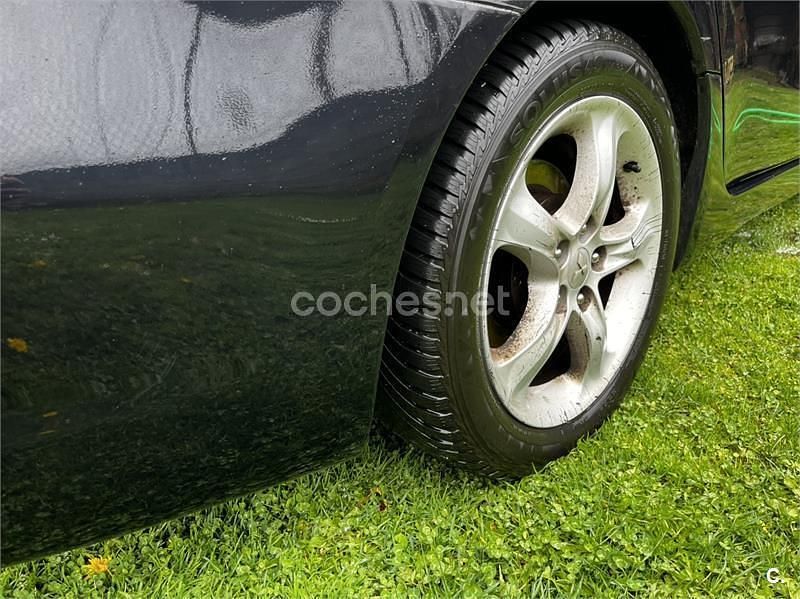 Usado Mitsubishi Grandis Intense+ 136 CV (100 kW) 2005 Negro Monovolumen