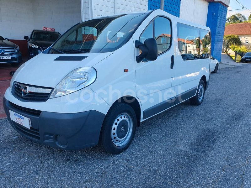 Blanco Usado 2012 Opel Vivaro Van | 15.400 € - Imagen 1/4
