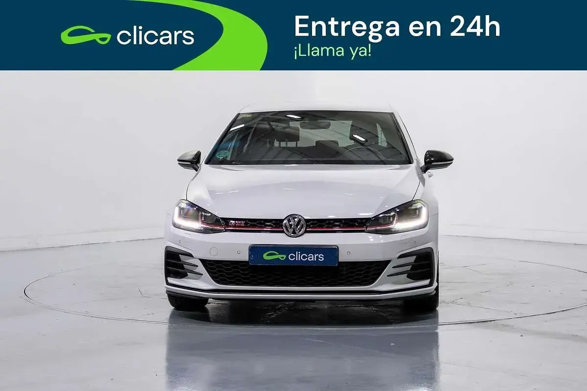 Usado VW Golf VII GTI 245 CV (180 kW) 2019 Blanco Utilitario