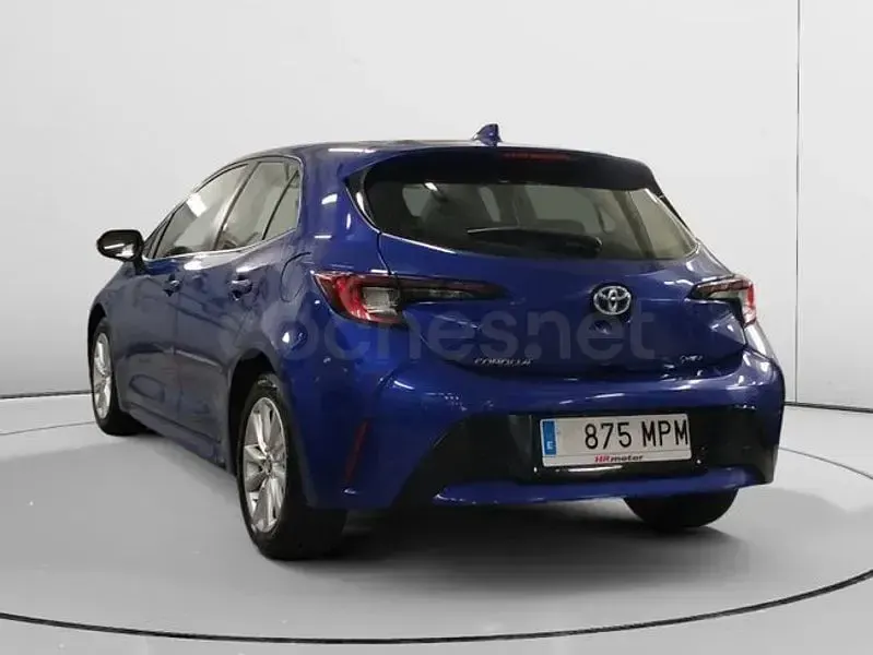 Usado Toyota Corolla Active 140 CV (102 kW) 2024 Azul Berlina