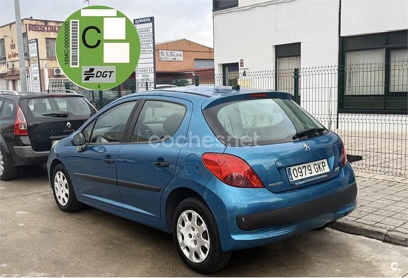 Azul Usado 2009 Peugeot 207 Berlina | 2270 € (Buen precio) - Imagen 1/4
