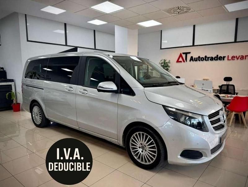 Usado Mercedes V220 163 CV (119 kW) 2019 Plateado Monovolumen