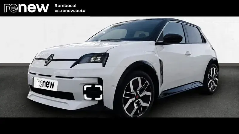 Usado Renault 5 E-Tech Techno 110 kW (150 CV) 2025 Blanco Berlina