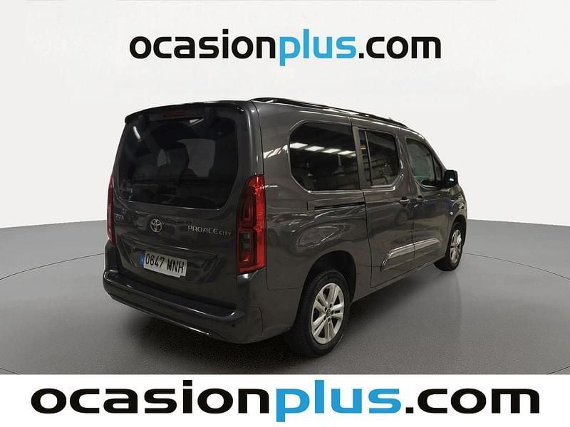 Usado Toyota Proace Verso Active 131 CV (96 kW) 2024 Gris Familiar