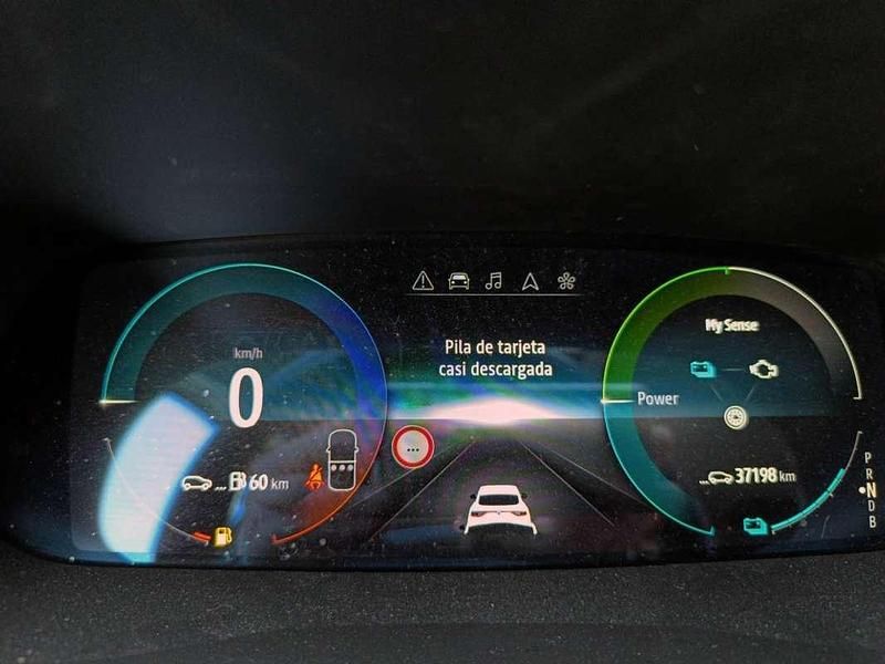 Usado Renault Arkana Techno 145 CV (106 kW) 2022 Blanco SUV