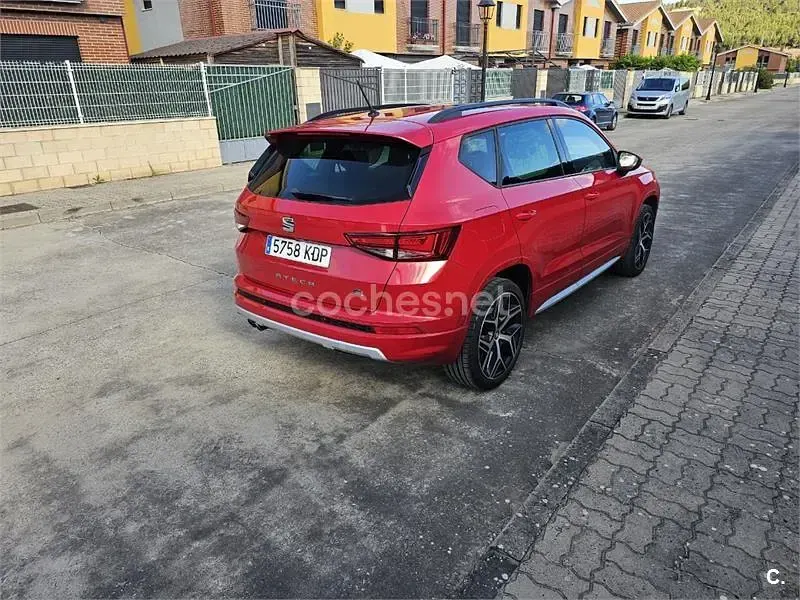 Usado Seat Ateca FR 150 CV (110 kW) 2017 Rojo SUV
