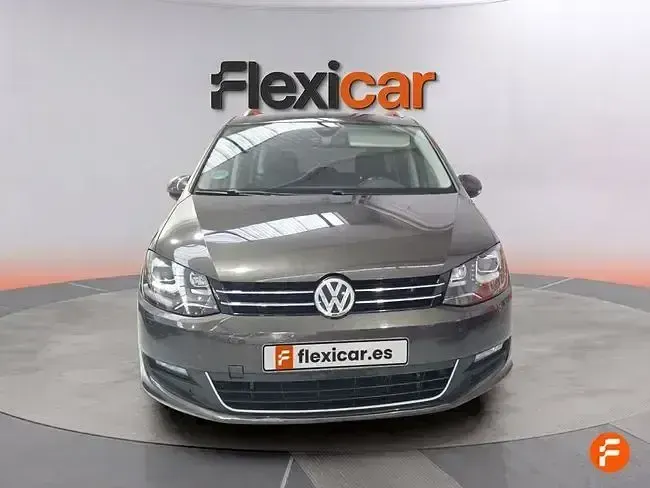 Usado VW Sharan Sportline 150 CV (110 kW) 2020 Gris Monovolumen