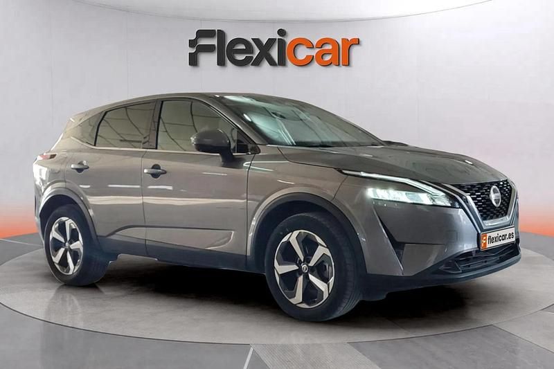 Usado Nissan Qashqai N-Connecta 140 CV (102 kW) 2021 Gris SUV