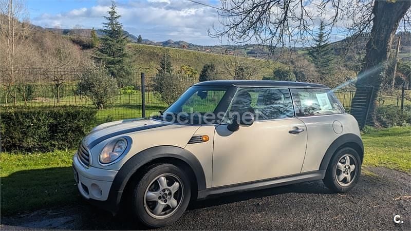 Usado Mini ONE 90 CV (66 kW) 2007 Beige Utilitario
