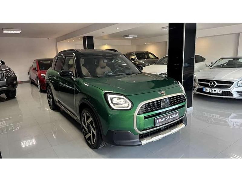 Verde Usado 2024 Mini Countryman Essential SUV | 39.900 € (Un poco caro) - Imagen 1/4