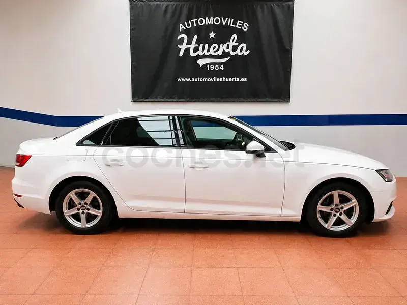 Usado Audi A4 Premium 150 CV (110 kW) 2018 Blanco Berlina