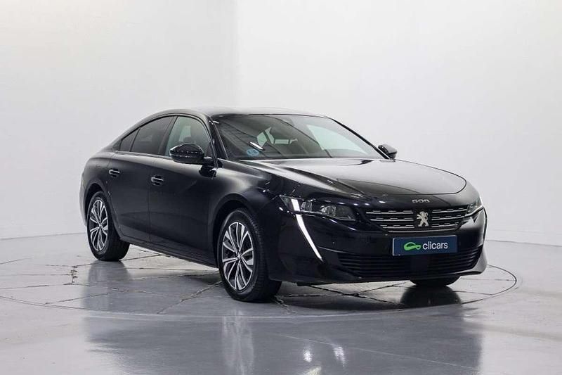 Usado Peugeot 508 Allure 131 CV (96 kW) 2023 Negro Berlina