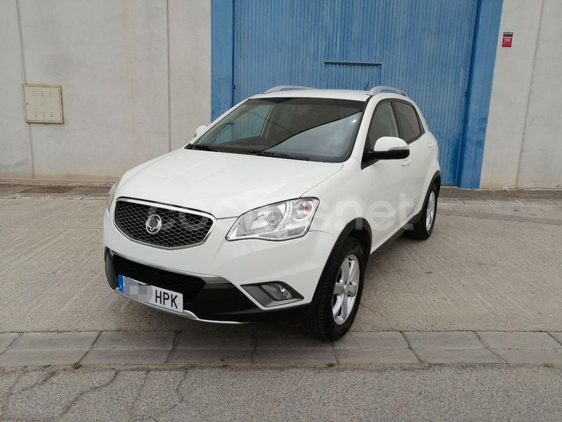 Blanco Usado 2013 Ssangyong Korando SUV | 7500 € (Buen precio) - Imagen 1/4