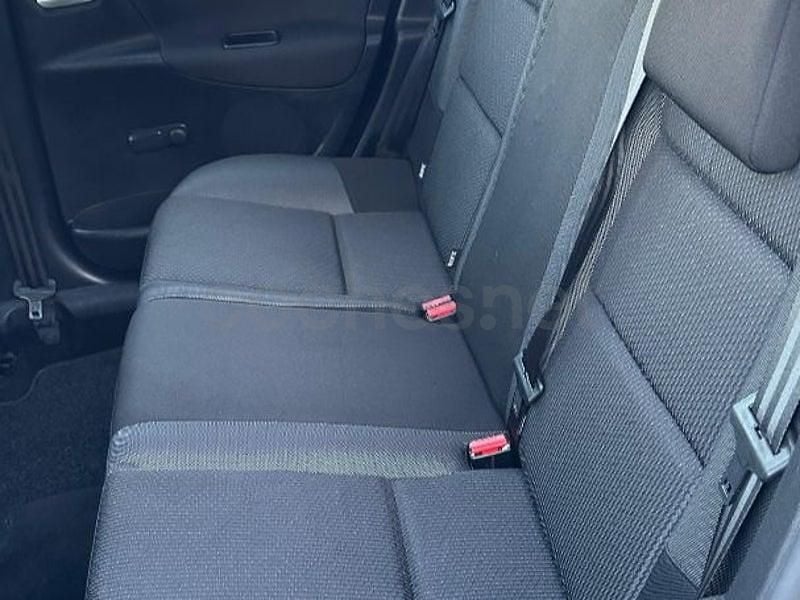 Usado Peugeot 207 Active 95 CV (69 kW) 2011 Gris / plata Berlina