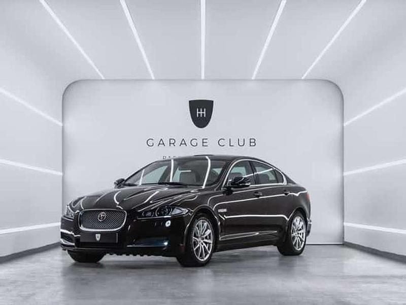 Usado Jaguar XF Sportbrake Luxury 200 CV (147 kW) 2015 Familiar