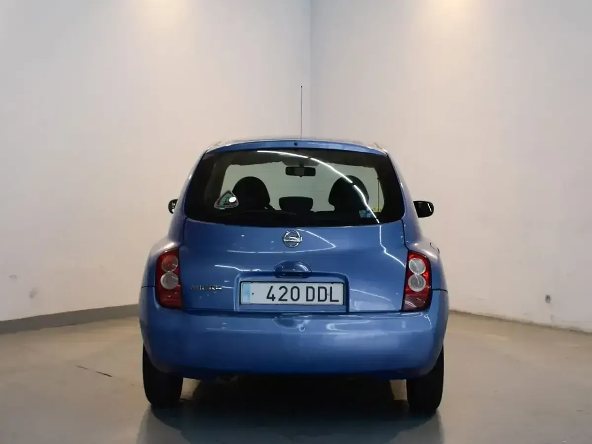 Käytetty Nissan Micra 80 HP (58 kW) 2004 Sininen Viistoperä