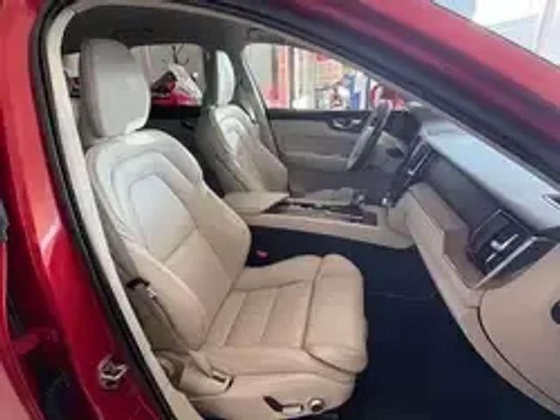 Usado Volvo XC60 Inscription 190 CV (139 kW) 2019 Rojo SUV