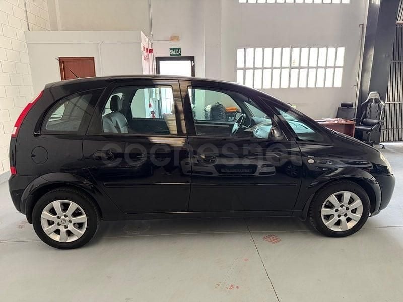 Usado Opel Meriva Enjoy 100 CV (73 kW) 2006 Negro Monovolumen