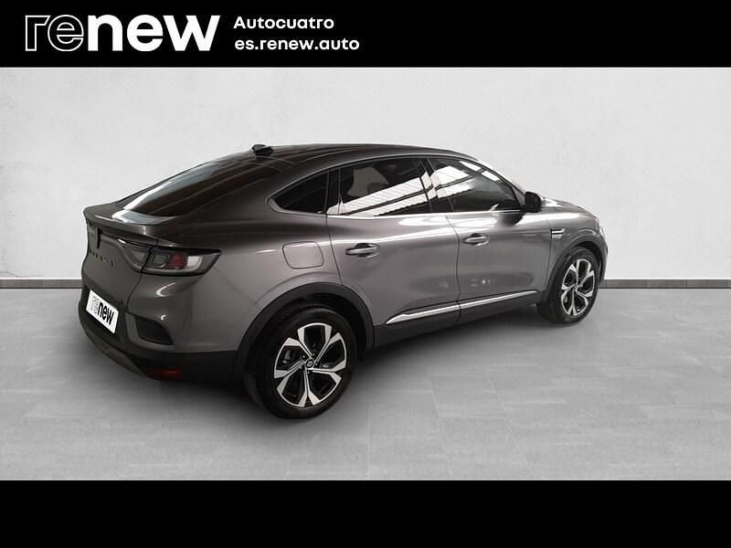 Usado Renault Arkana Techno 145 CV (106 kW) 2024 Gris SUV