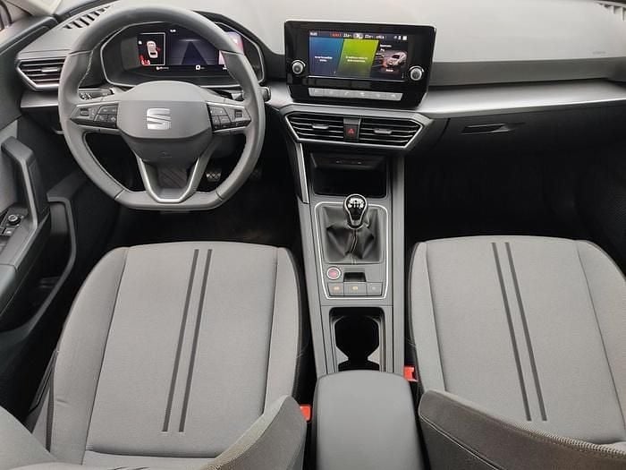 Usado Seat Leon Style 110 CV (80 kW) 2024 Gris