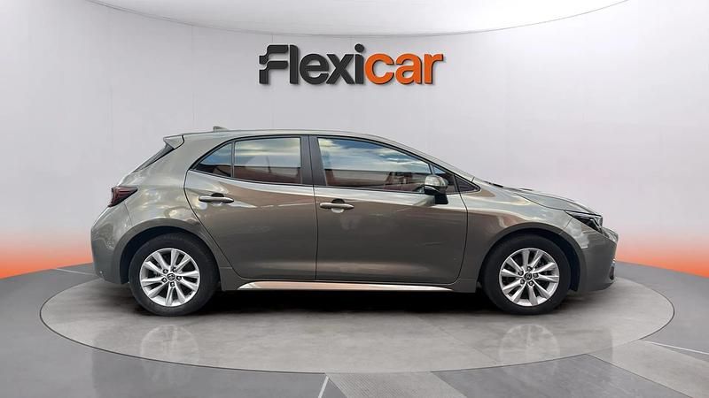 Käytetty Toyota Corolla Active 140 HP (102 kW) 2024 Harmaa Viistoperä