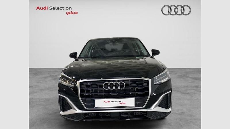 Usado Audi Q2 S-Line 110 CV (80 kW) 2024 Negro mitos metalizado SUV