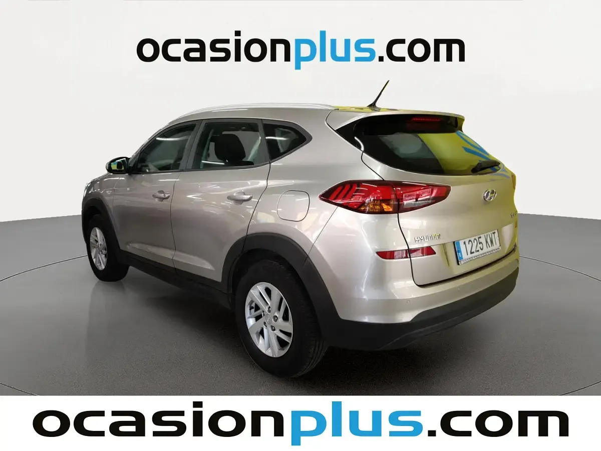Usado Hyundai Tucson 132 CV (97 kW) 2019 Gris SUV