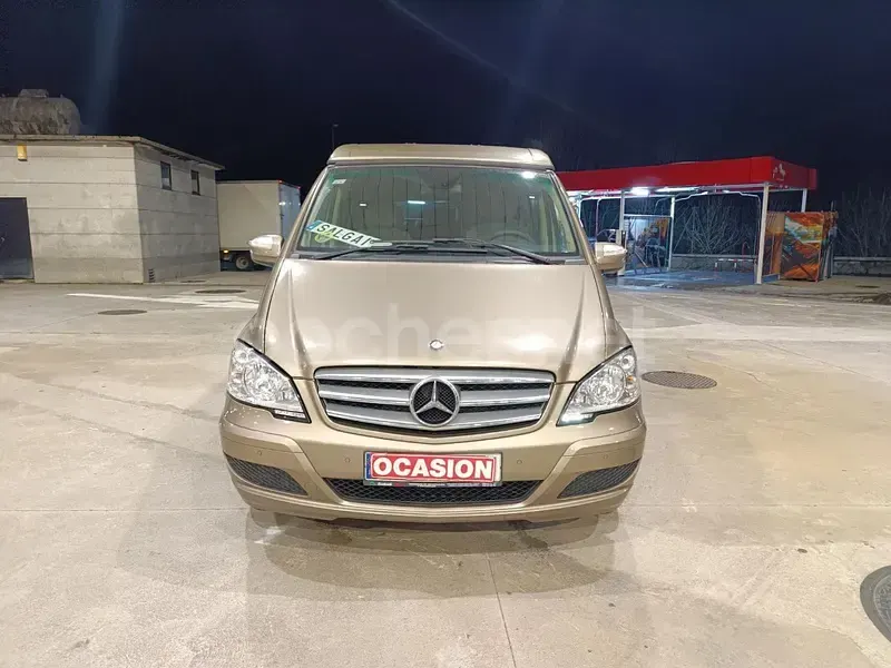 Usado Mercedes Viano 163 CV (119 kW) 2011 Beige Monovolumen