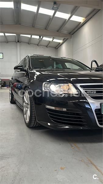 Usado VW Passat R 300 CV (220 kW) 2009 Negro Familiar