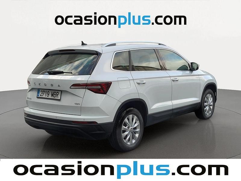 Usado Skoda Karoq Ambition 150 HP (110 kW) 2022 Branco SUV